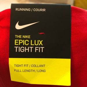 nike epic lux tight rebel